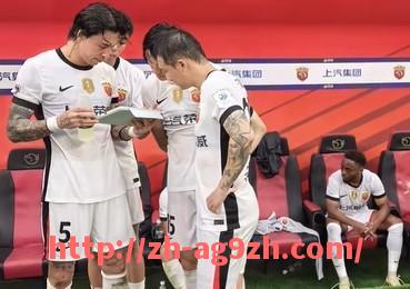 ag9游会-法甲球队战术演变历程：法甲球队战术的演变与现代战术趋势分析